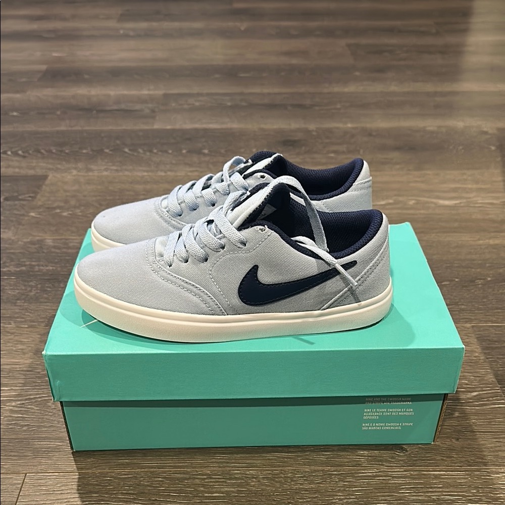Nike Kid’s SB Check Canvas Sneakers